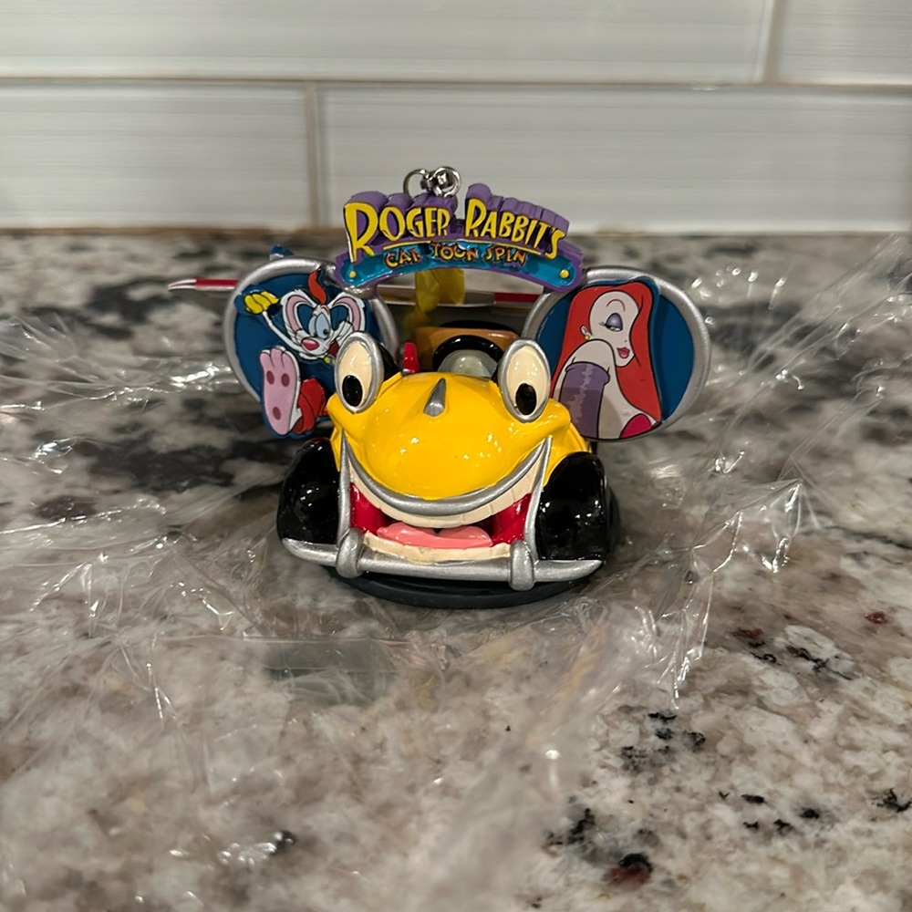 DISNEY EAR HAT Sketchbook Ornament - ROGER RABBIT CAR TOON SPIN ATTRACTION